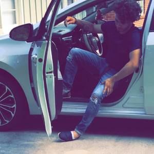 Meet your Posher, Levis